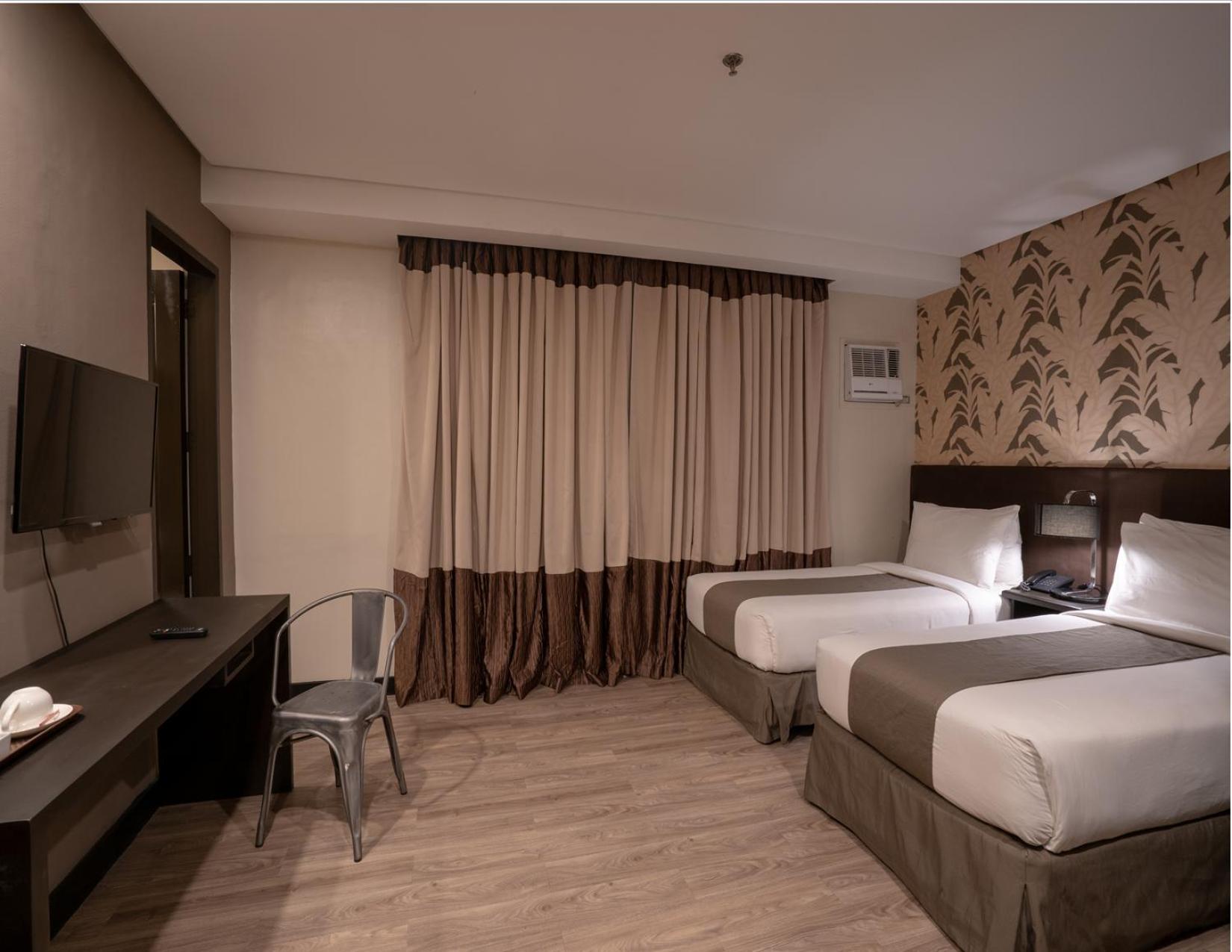จีที โฮเทล จาโร Hotel อีโลอีโลซิตี้ ภายนอก รูปภาพ