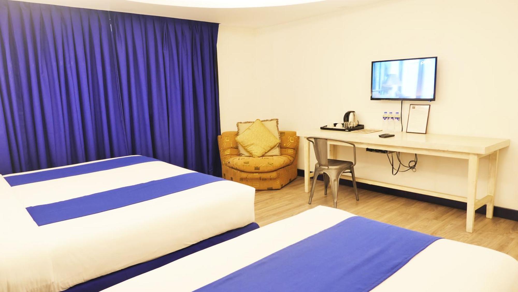 จีที โฮเทล จาโร Hotel อีโลอีโลซิตี้ ภายนอก รูปภาพ