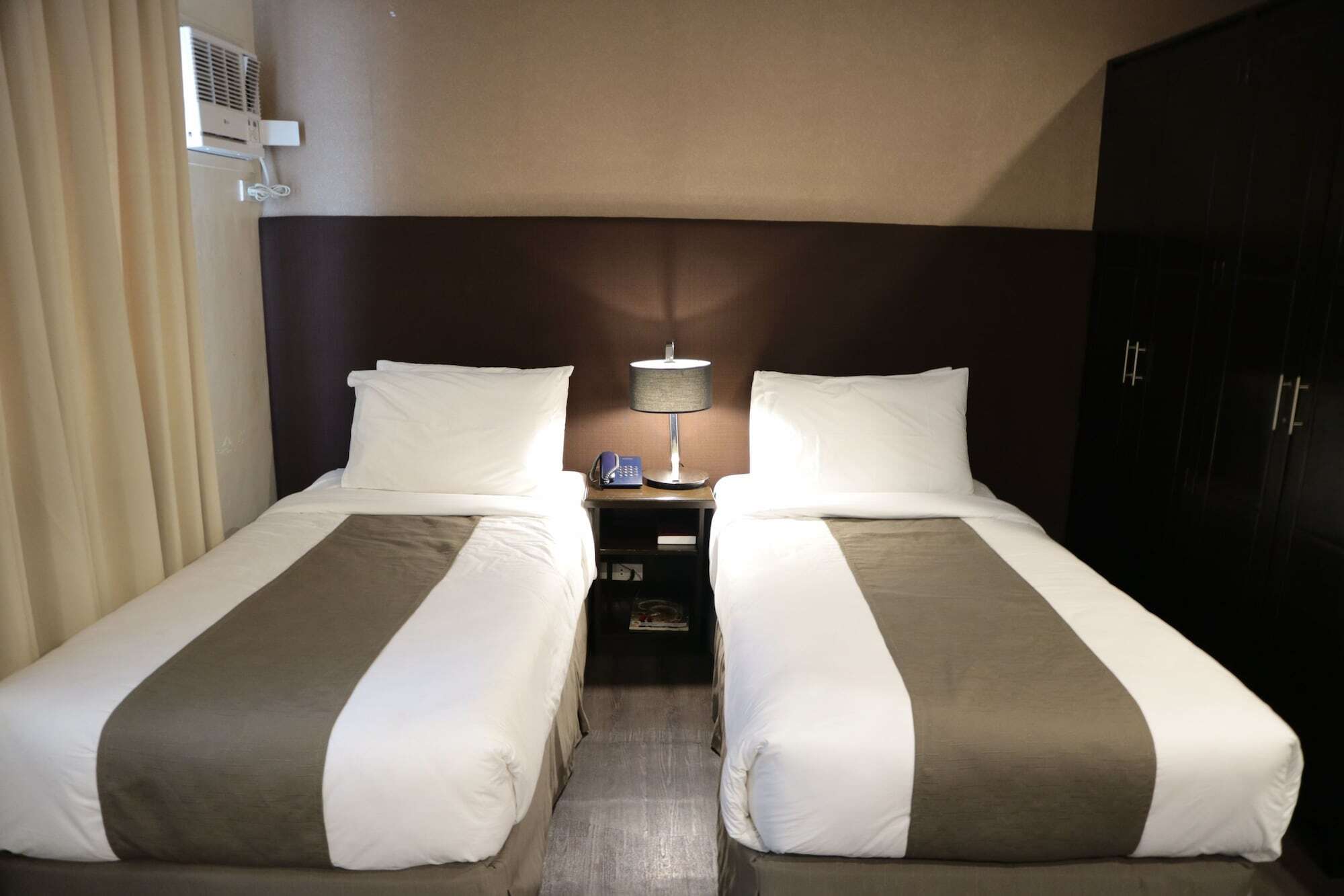 จีที โฮเทล จาโร Hotel อีโลอีโลซิตี้ ภายนอก รูปภาพ